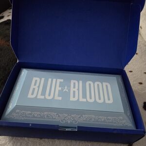 Jeffree Star Blue Blood Palette